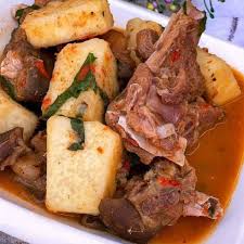 Goat meat pepper soup and yam
