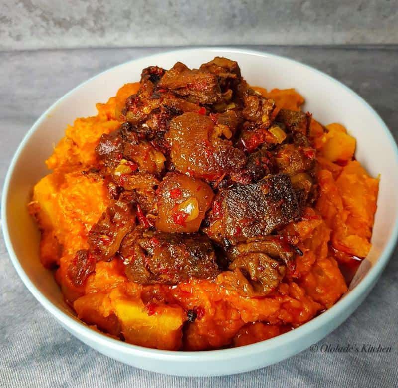 Yam porridge and chicken